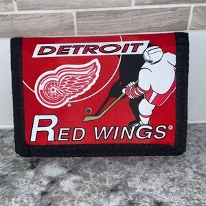 NEW Vintage 1993 NHL Detroit Red Wings Trifold Wallet Never USED